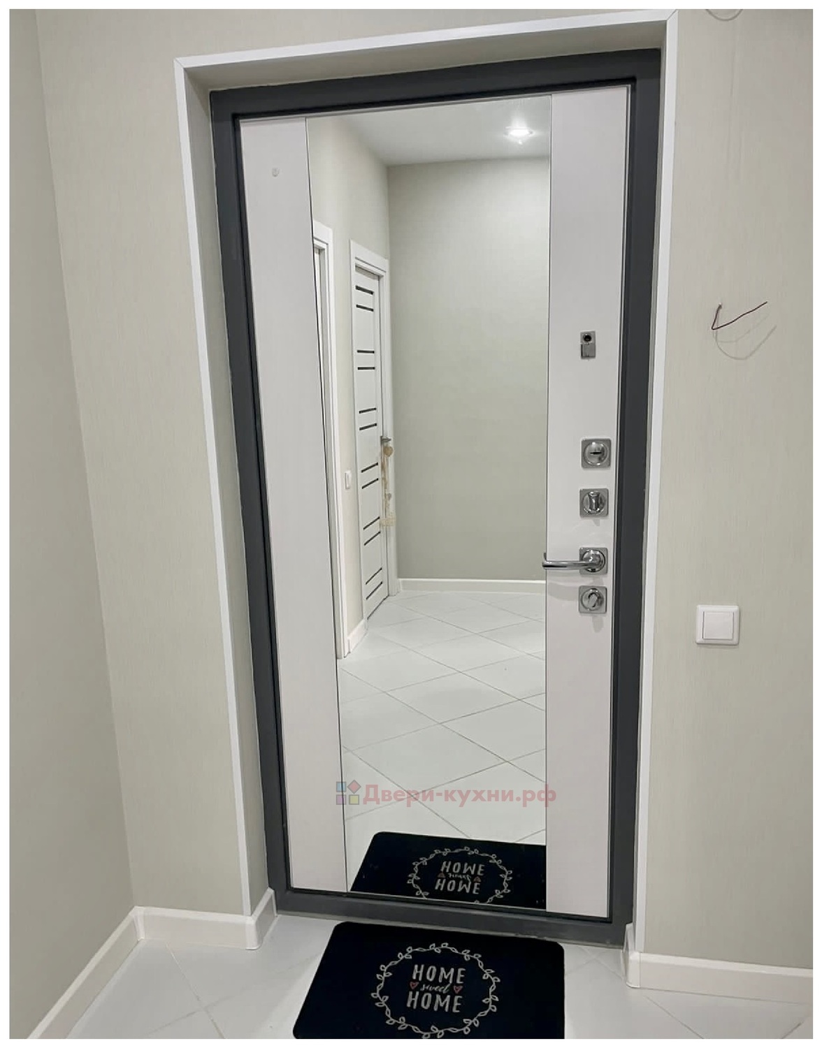 Дверь Асд Лира с зеркалом в каталоге входных металлических дверей